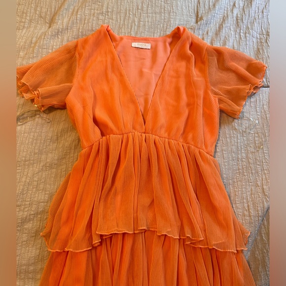 Orange ruffle tiered mini dress - Picture 2 of 6